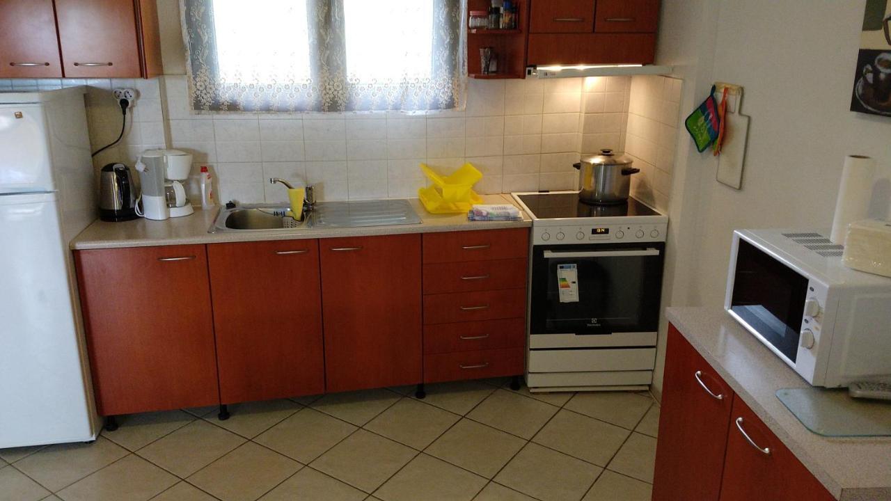 Natalia'S Apartments Nikiti  Bagian luar foto